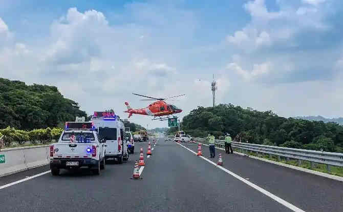 徐闻高速公路汽车救援案例